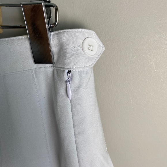 Dynamite Women's White Pleated A-line Schoolgirl Mini Skirt Size Medium - Picture 3 of 11